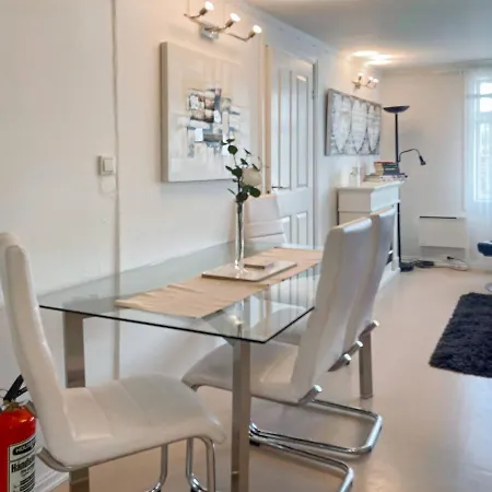 Unique 3bed - Generous Terrace - *