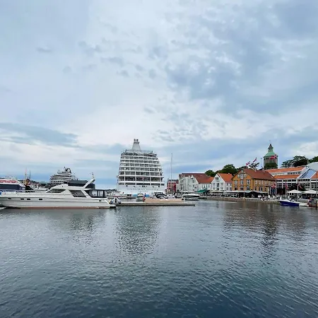 아파트 Unique 3bed - Generous Terrace - 스타방에르