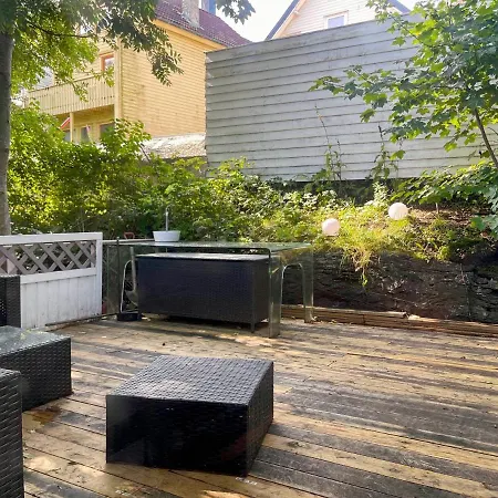 Unique 3bed - Generous Terrace - * 스타방에르