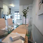 Apartament Unique 3bed - Generous Terrace - *