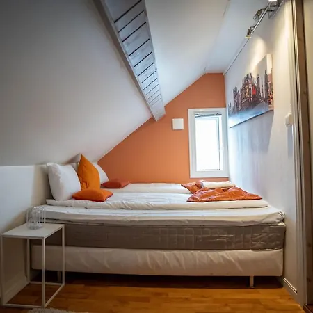 Unique 3bed - Generous Terrace - Apartment