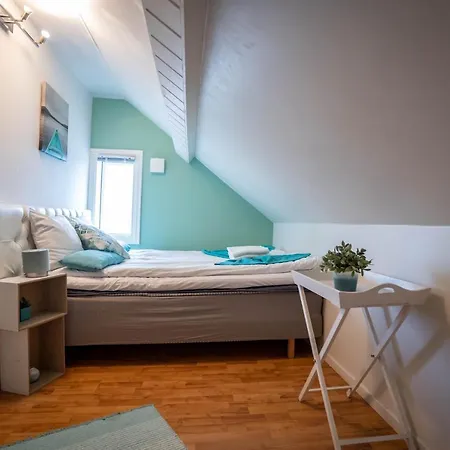 Unique 3bed - Generous Terrace - Apartment